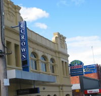 Crown Hotel Lilydale - Accommodation Main Beach