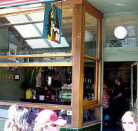 Gypsy Bar - Accommodation Main Beach