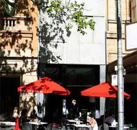 Box - Accommodation Main Beach