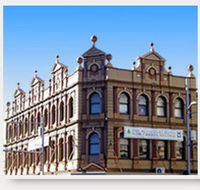 Agincourt Hotel - Accommodation Main Beach
