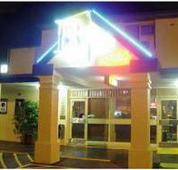 Brown Jug Hotel - Accommodation Main Beach