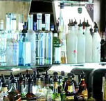 Edinburgh Castle Hotel - Accommodation Main Beach