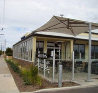 Wee Willie's Tavern - Accommodation Main Beach