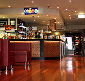 Leighoak Hotel - Accommodation Main Beach