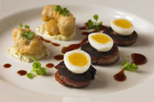 The Court House - Accommodation Main Beach 1