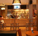 Charlie Chans - Accommodation Main Beach