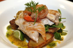 Carlisle Castle Hotel - Accommodation Main Beach 2