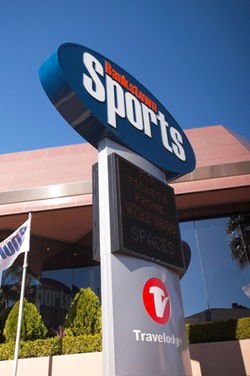 Bankstown Sports Club - Accommodation Main Beach 2