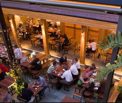 The Bank - Accommodation Main Beach 2