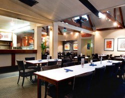 Seven Stars Hotel - Accommodation Main Beach 1