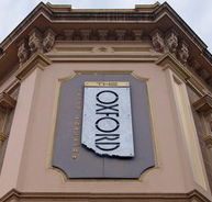 The Oxford Hotel - Accommodation Main Beach