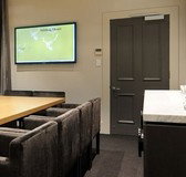 Stirling Hotel - Accommodation Main Beach