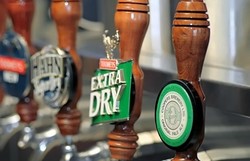 The Wellington Hotel - Accommodation Main Beach 2