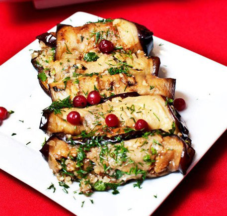 Russian Nights - Accommodation Main Beach 0