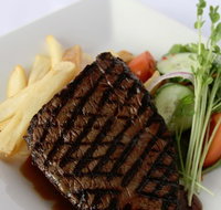 Toms Tavern - Accommodation Main Beach