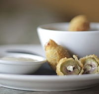 Simpatico Bar Bistro - Accommodation Main Beach