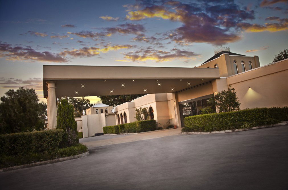 Wynnum West QLD Accommodation Main Beach