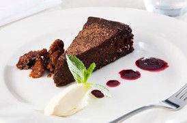 Amalfi Bistro & Wine Bar - Accommodation Main Beach 2