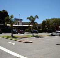 Wanneroo Villa Tavern - Accommodation Main Beach