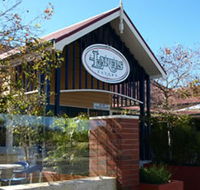 Lakers Tavern - Accommodation Main Beach
