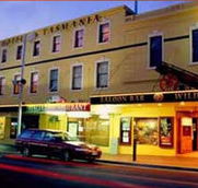 Hotel Tasmania - Accommodation Main Beach