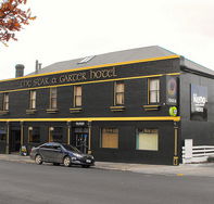 Star  Garter Hotel - Accommodation Main Beach