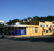 TRC Hotel - Accommodation Main Beach