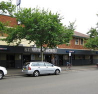 St Marys Hotel - Accommodation Main Beach