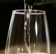 Top End Hotel - Accommodation Main Beach