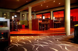 GV Hotel - Accommodation Main Beach 1
