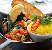 Bistro C Restaurant  Bar - Accommodation Main Beach