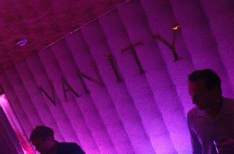 Vanity Nightclub - Accommodation Main Beach 0