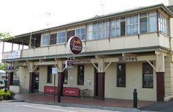 Alexandra VIC Accommodation Main Beach
