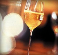 The Globe Wine Bar  Restaurant - Accommodation Main Beach