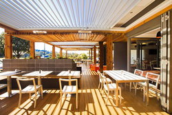 Hotel Flinders - Accommodation Main Beach 1