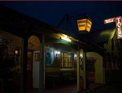 The Bull And Bush Tavern - Accommodation Main Beach 1