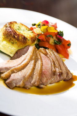 Hotel Flinders - Accommodation Main Beach 2