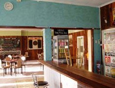 Yarloop Hotel - Accommodation Main Beach 2