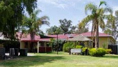 Yarloop Hotel - Accommodation Main Beach 3