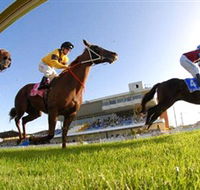 Wyong Race Club - Accommodation Main Beach