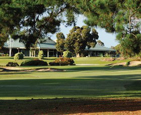 Rosebud Country Club - Accommodation Main Beach 1