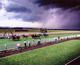 Hawkesbury Race Club - Accommodation Main Beach 0