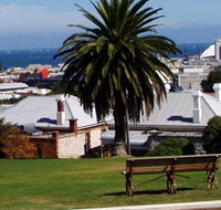 Italian Club - Accommodation Main Beach