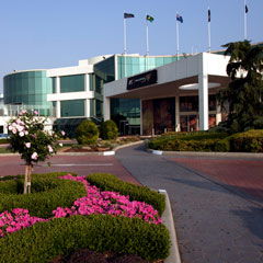 Mt Pritchard NSW Accommodation Main Beach
