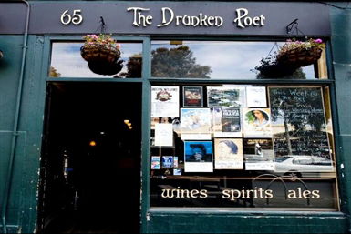 The Drunken Poet - Accommodation Main Beach 0