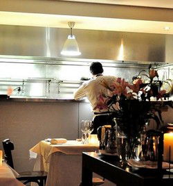 Bistro Lilly - Accommodation Main Beach 0