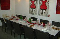 Red On Thomas - Accommodation Main Beach 3