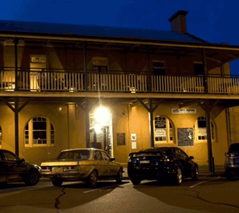 Goulburn Club - Accommodation Main Beach 0