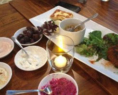 Athenia Restaurant & Bar - Accommodation Main Beach 0