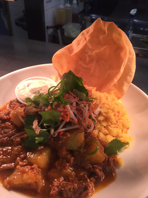 Anna Bay Tavern - Accommodation Main Beach 5